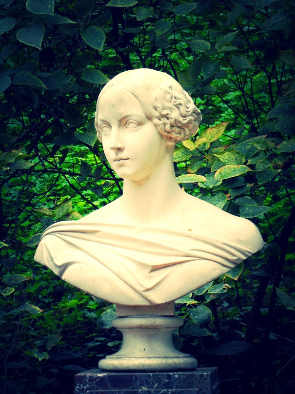 Marble bust of the Grand Duchess Alexandra