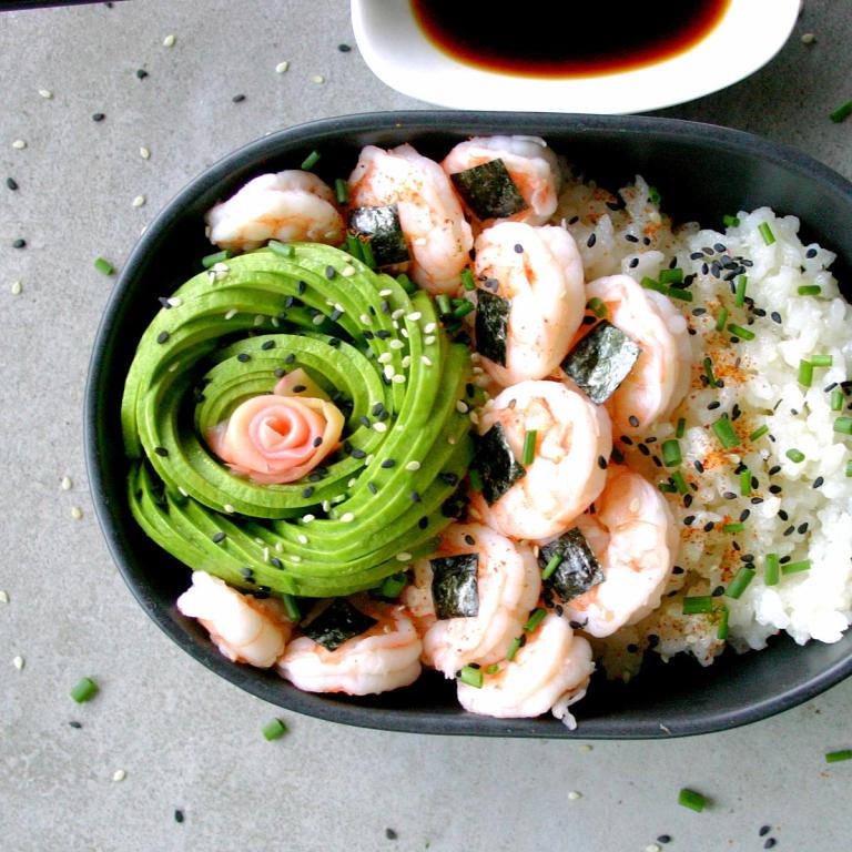 a-prawn-sushi-bowl-with-avocado